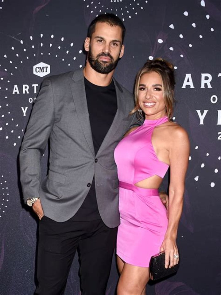 Jessie James Decker & Eric Decker Expecting Baby No. 4 – Hollywood Life