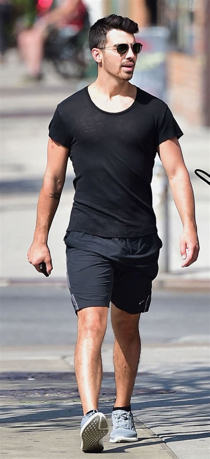 Joe Jonas Wears Muscle Shirt As He Hits The Streets of NYC With Bro Nick — Photo