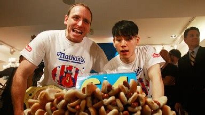 Joey Chestnut Reveals Hot Dog-Eating Faceoff With Rival Takeru Kobayashi for Netflix After Nathan’s Contest Exit
