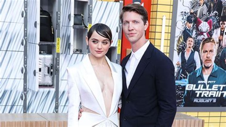 Joey King Rocks Bikini While on Honeymoon Vacation With Steven Piet – Hollywood Life