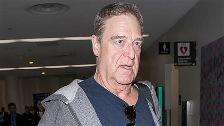 John Goodman Showing ‘Anger’ In Pics After ‘Roseanne’ Cancellation, Expert Says