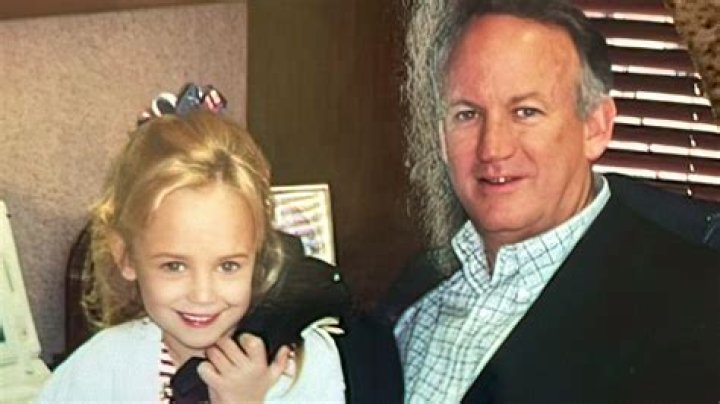 JonBenet Ramsey's Father John Remarries After Death of Beloved Wife Patsy! – Hollywood Life