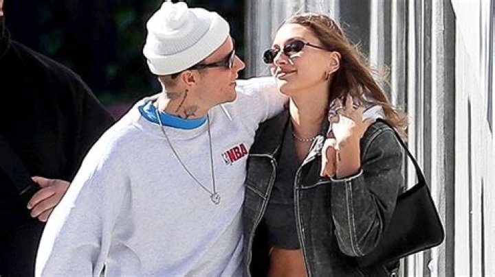 Justin Bieber & Hailey Baldwin Go To Brunch After She Was Hospitalized – Hollywood Life