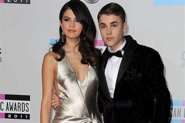 Selena Gomez & Justin Bieber: He’s Convinced He’s A Better Lover Than Zedd