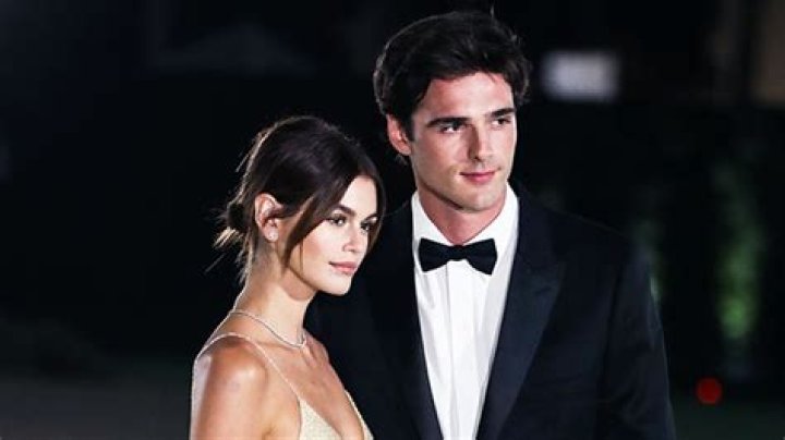 Kaia Gerber & Jacob Elordi Reportedly Breakup After A Year Of Dating – Hollywood Life