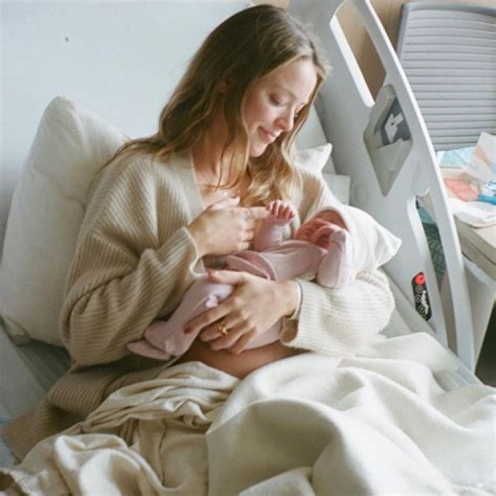 Kaitlynn Carter Gives Birth To Second Baby: Photos – Hollywood Life