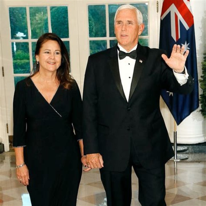 Karen Pence – Photos Of The Second Lady & Mike Pence’s Wife – Hollywood Life