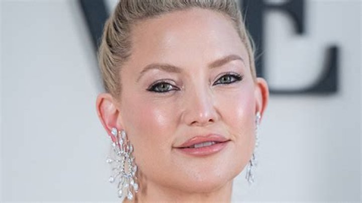 Kate Hudson Loves to Use This Hydrating Mask Before Makeup & It’s 40% Off