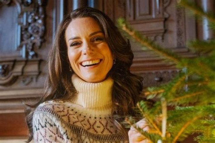 Kate Middleton On Christmas Day 2022: Pics – Hollywood Life