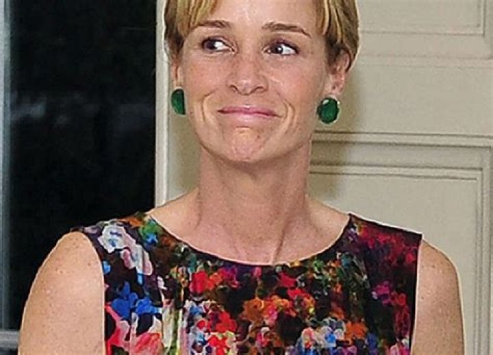 Kathleen Biden Sobs In Court As Her Divorce To Hunter Biden Is Finalized