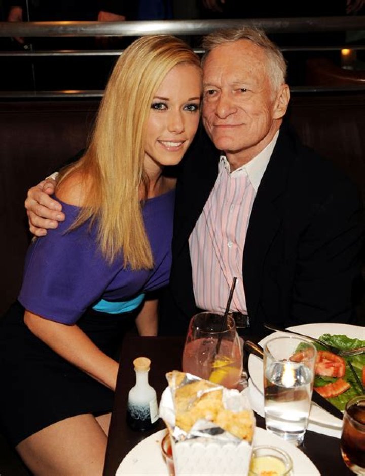 Kendra Wilkinson Disses Sex With Hugh Hefner: ‘I Had To Be Drunk’