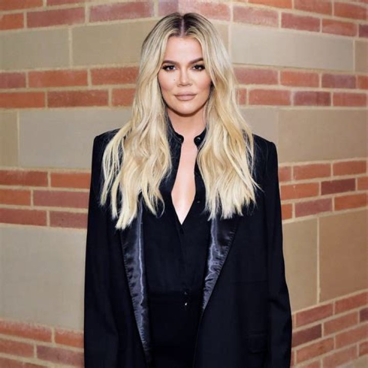 Khloe Kardashian Debuts Lighter Hair After Lamar Odom Troubles