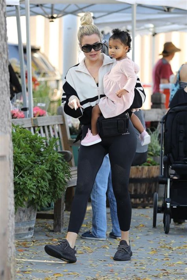 Khloe Kardashian & True Thompson’s Mother-Daughter Photos – Hollywood Life