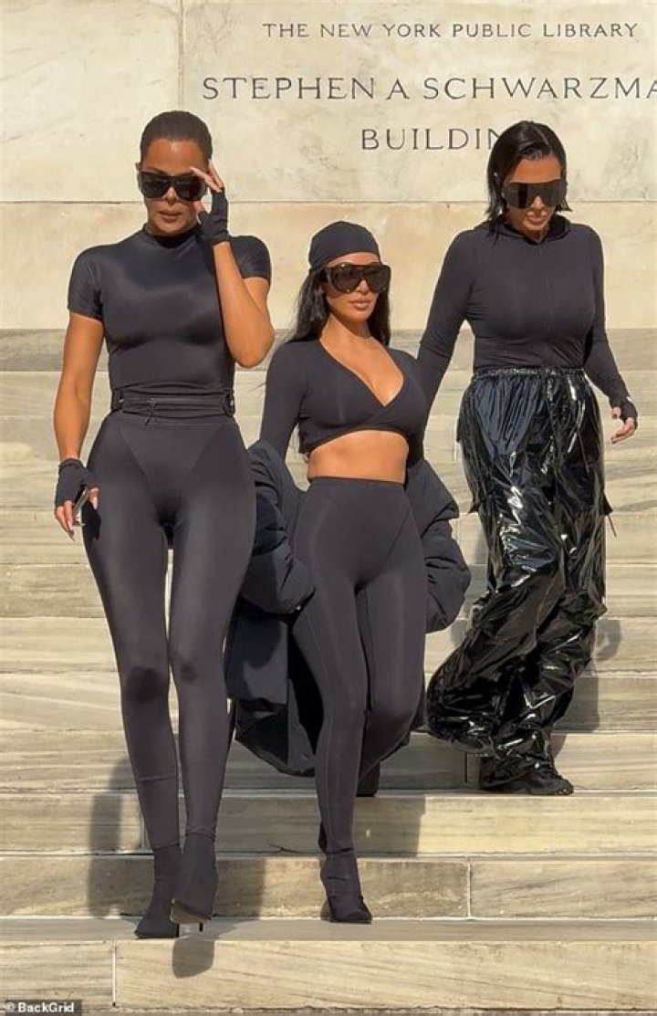 Kim Kardashian’s Dark Skin For ‘Interview’ — Changed To Match North? – Hollywood Life