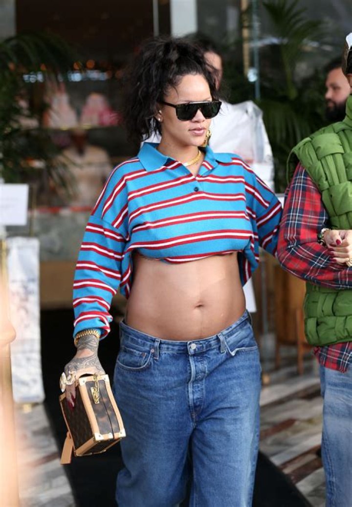 Kim Kardashian vs Rihanna In Crop Tops — Photos