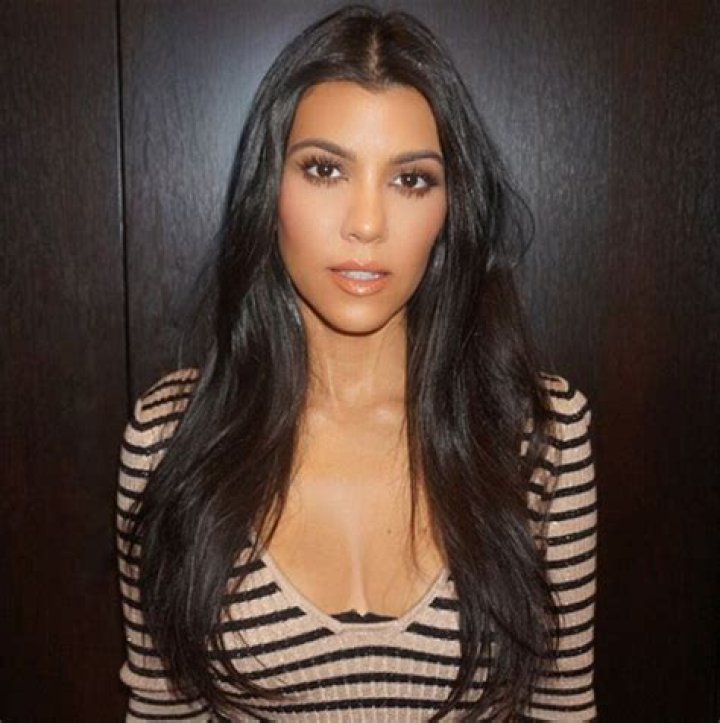 Kourtney Kardashian’s Insanely Shiny Hair — Shop Her Must-Have Dry Shampoo