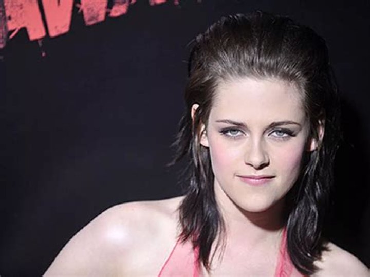 Kristen Stewart's Makeup Artist Spills About Her Joan Jett Look In 'The Runaways'! – Hollywood Life