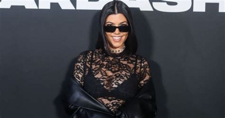 ‘KUWTK’: Kim Kardashian Insults Khloe’s Style In The Most Obnoxious Way — Watch