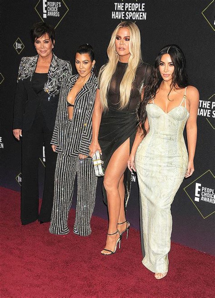 Kim Kardashian Gets Emotional Filming Final ‘KUWTK’ Episode Amid Kanye Drama — Watch