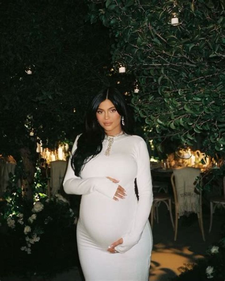 Kylie Jenner Shares Photos From Her ‘Secret’ Baby Shower & Shows Off Her Growing Bump