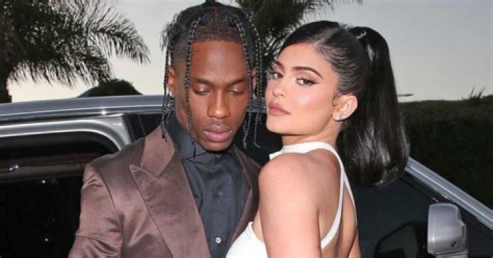 Kylie Jenner & Travis Scott: The Real Status Of Their Relationship After Being Spotted With Her Family