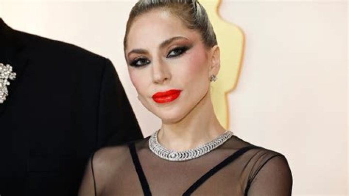 Celebs Praise Her ‘Sound Of Music’ Tribute – Hollywood Life