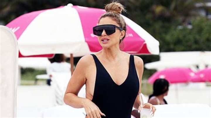 Larsa Pippen Dons Black Swimsuit In Miami After Malik Beasley Drama – Hollywood Life