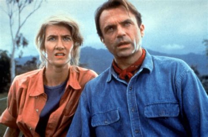 Laura Dern Comments On Age Gap With Sam Neill In ‘Jurassic Park’ – Hollywood Life
