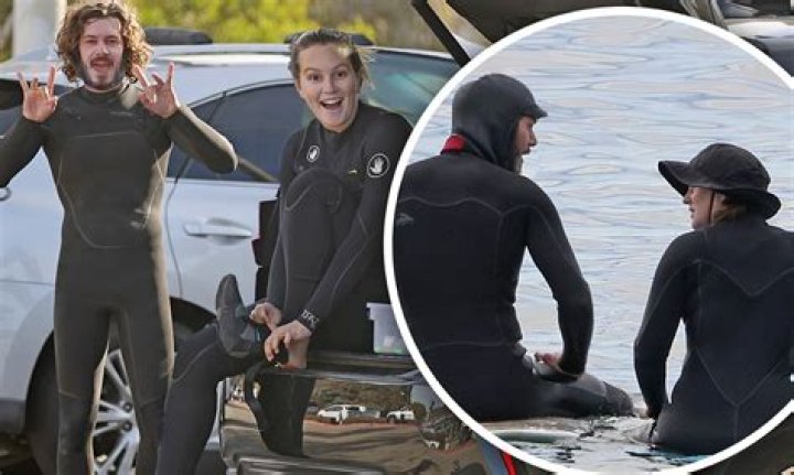 Leighton Meester & Adam Brody Enjoy A Surfing Session Date In Malibu — Photo