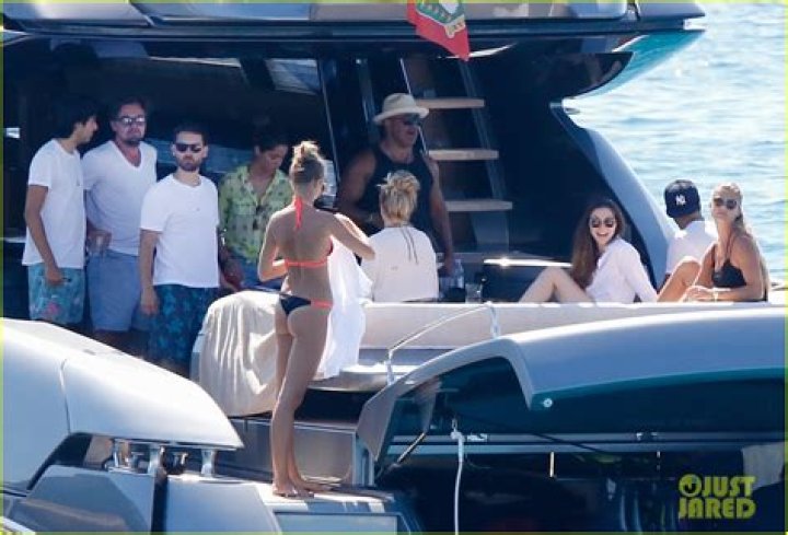 Leonardo DiCaprio Partying With Gorgeous Girls As Nina Agdal Goes Nude – Hollywood Life