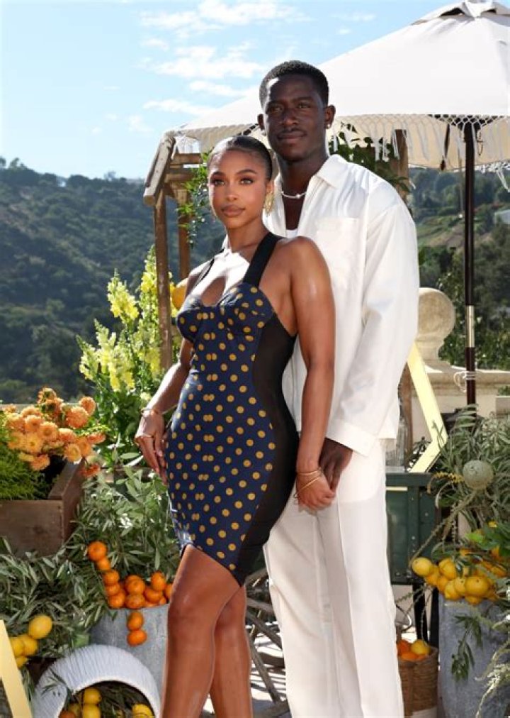 See The Model’s Best Looks – Hollywood Life