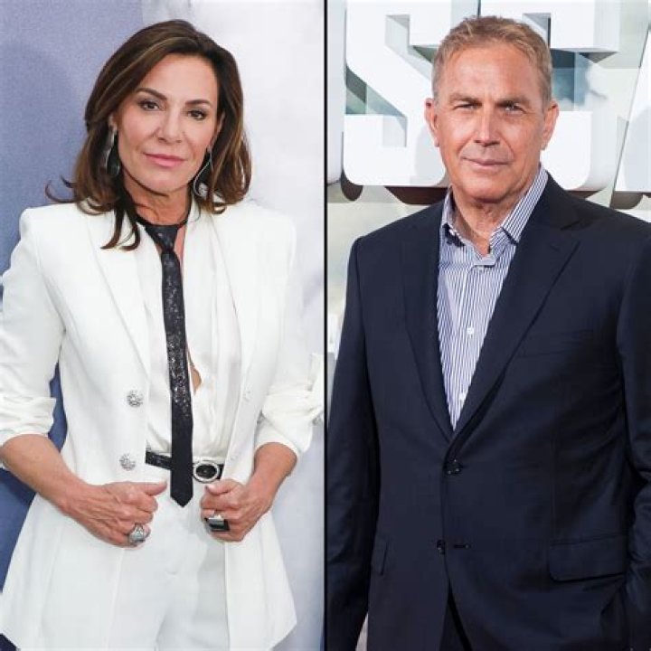 Luann de Lesseps Hoping To Date Kevin Costner Amid His Divorce: ‘He’s My Type’