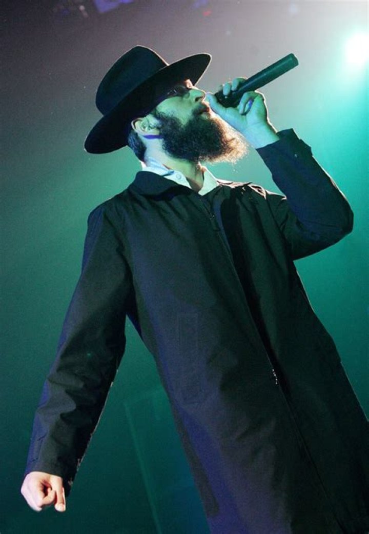 Photos Of The Reggae Artist, Rapper & ‘Youth’ Singer – Hollywood Life