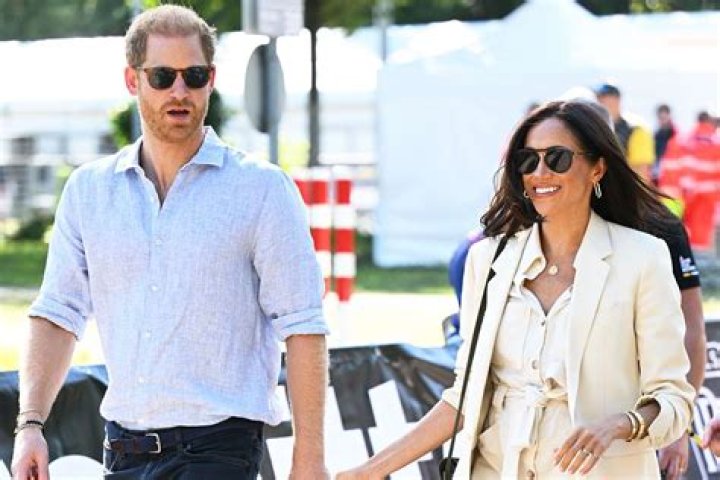 Meghan Markle & Prince Harry Attend Invictus Games: Photos – Hollywood Life