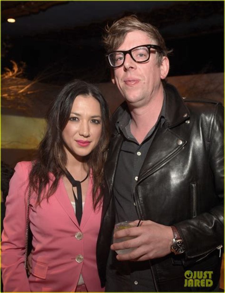 Michelle Branch & Husband Patrick Carney Split After 3 Years – Hollywood Life