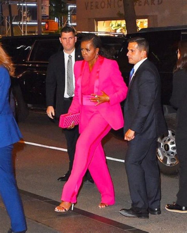 Michelle Obama Looks Stunning In Hot Pink Suit For George Clooney’s Foundation Party: Photos