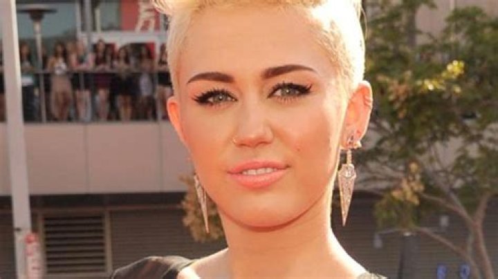 Intruder Arrested At Miley Cyrus’ Home — Video