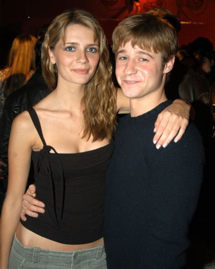 Mischa Barton Reveals She Dated Her ‘O.C.’ Co-Star Ben McKenzie: It Happened ‘Right Out of the Gate’