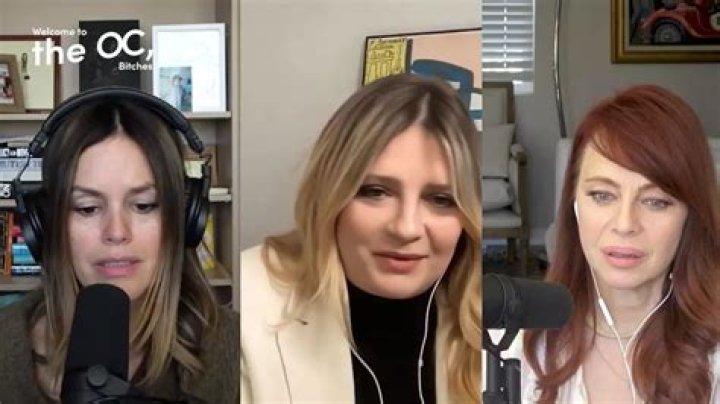 She Felt Bullied & ‘Unprotected’ – Hollywood Life