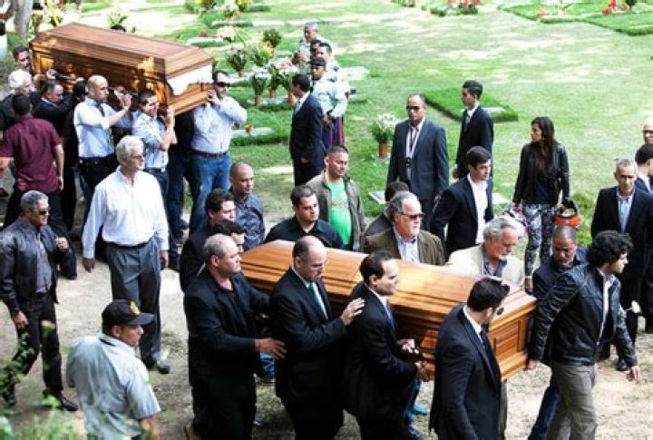 [PHOTOS] Miss Venezuela’s Funeral — Monica Spear’s Emotional Funeral Service – Hollywood Life