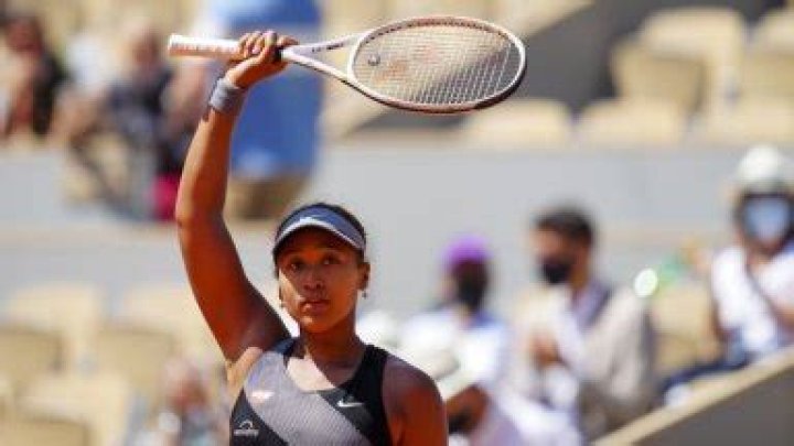 Tennis Champ Wins Best Female Athlete – Hollywood Life