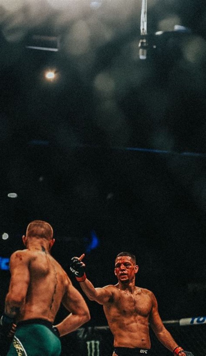 See Photos Of The UFC Fighter – Hollywood Life