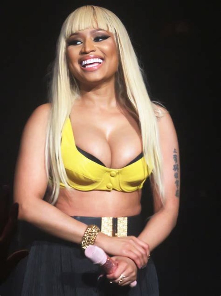 Nicki Minaj Laughing Off Nick Cannon’s Nasty Diss About Her Butt — He’s ‘Ridiculous’