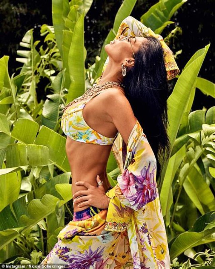 Nicole Scherzinger Doesn’t Flinch As She Lounges In Ice Bath Water After Underwater Weights Session