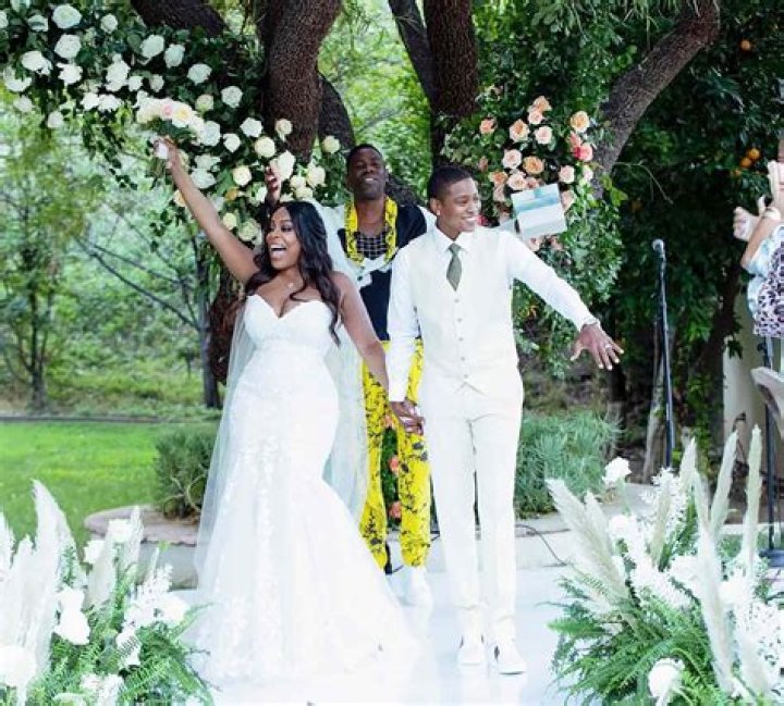 Wife Jessica Betts & Her Kids’ Relationship Revealed – Hollywood Life