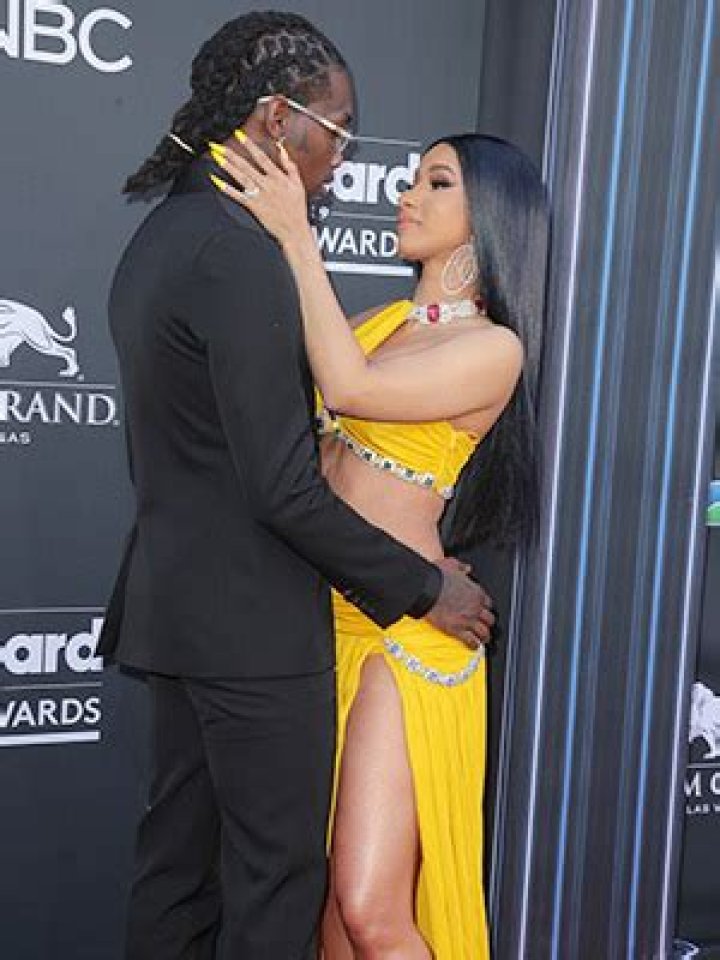 Cutest Photos Of Their Relationship – Hollywood Life