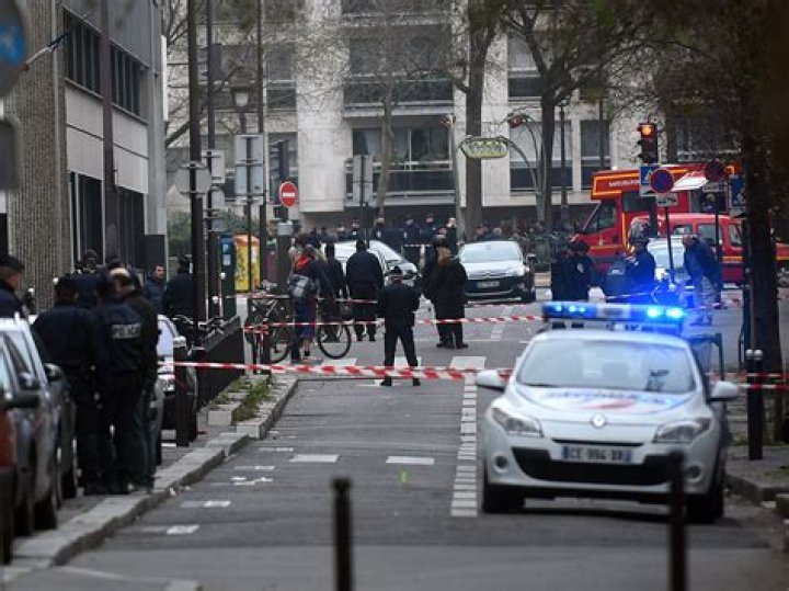 Paris Shooting: Terrorists Threaten To Shoot Toddler During Attack
