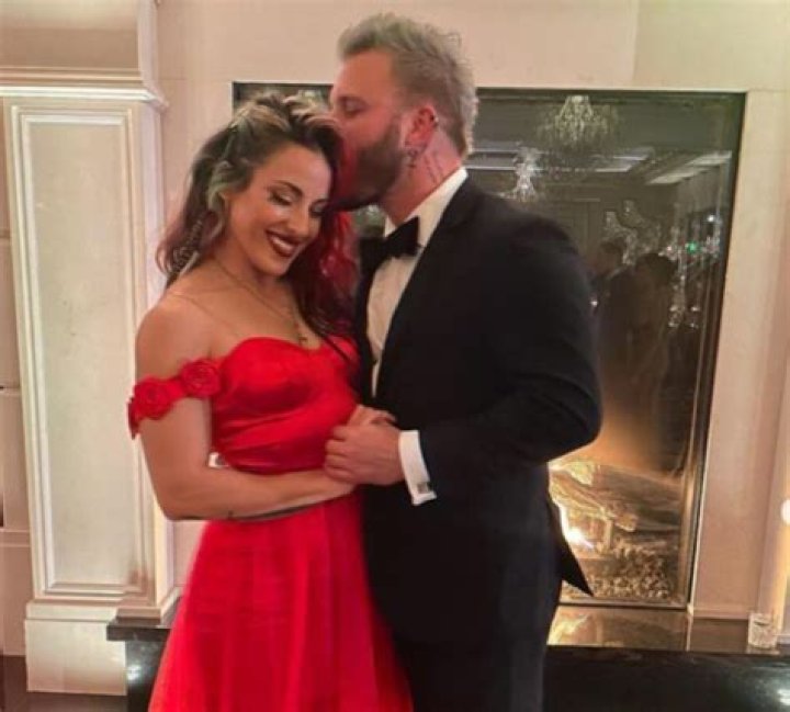 Why Fans Are Speculating – Hollywood Life