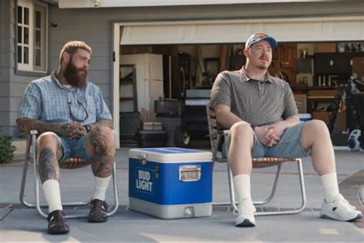 Watch The Ad – Hollywood Life