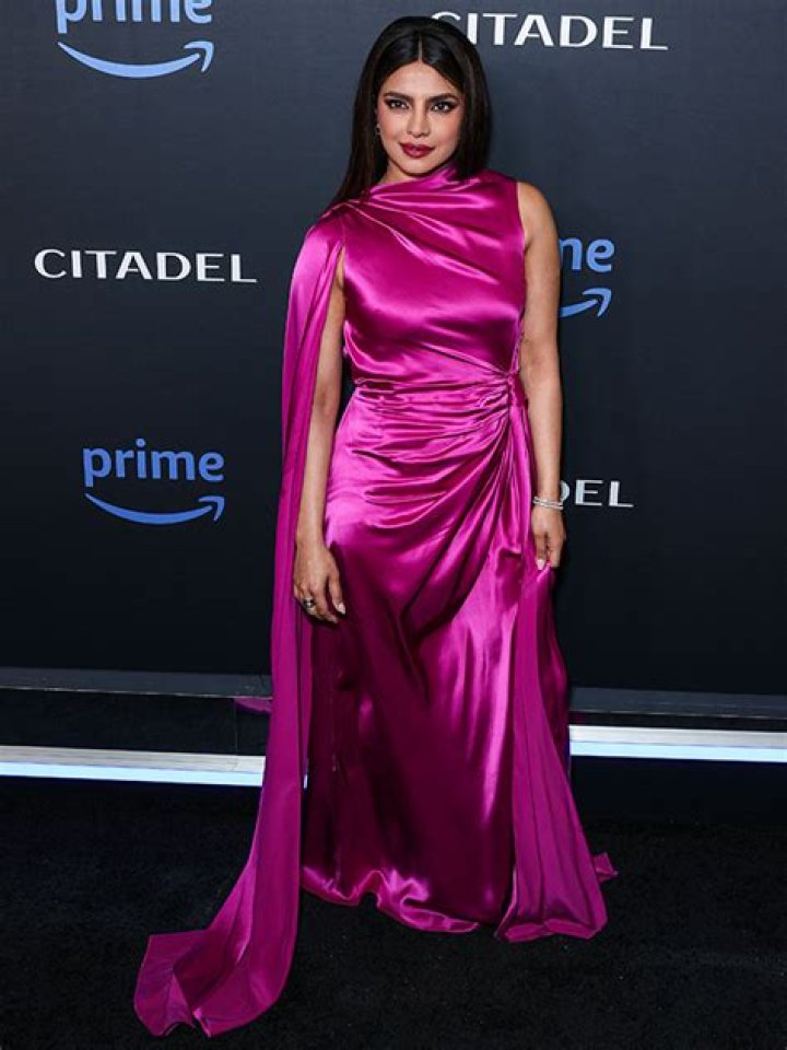 Priyanka Chopra’s Hot Pink Dress At ‘Citadel’ Premiere: Photos – Hollywood Life